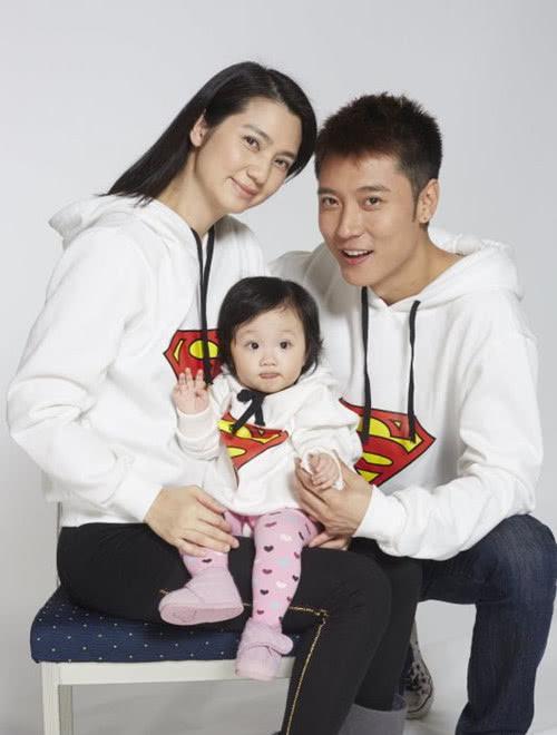 當紅男星張丹峰：未婚男娶單親媽媽，繼父和丈夫的角色讓人淚目 娛樂八卦吃瓜 第13张