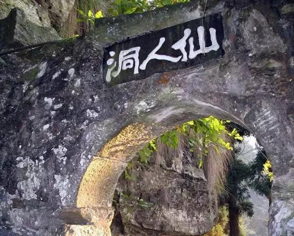 龙溪园水上乐园门票，沈阳周边旅游二日游