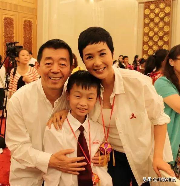 蒋雯丽年轻时的颜值，出道后惊艳了30年