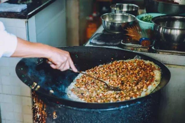 地铁里的美食节目叫什么名字，《乡厨》第一集播出