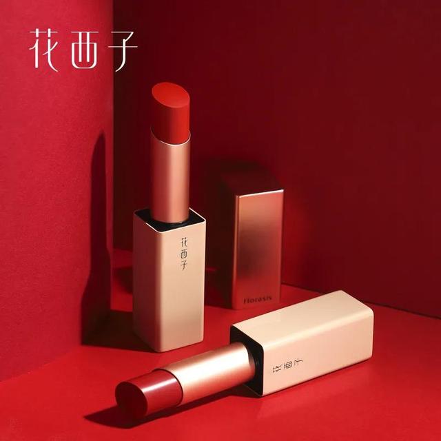 几款网红的口红礼盒，送给女朋友生日礼物 七夕送女朋友什么礼物好最有意义