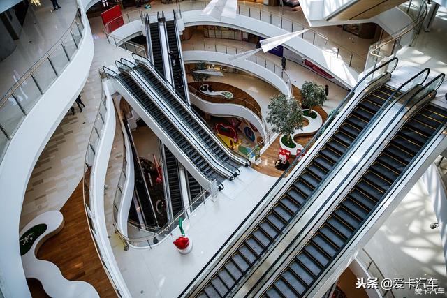 上海虹桥天地购物攻略，听说虹桥新天地颜值很高