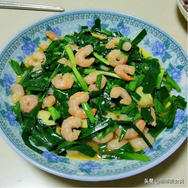  虾仁韭菜的正宗做法，鲜虾韭菜饺子的做法