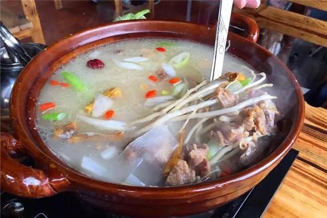 丽江不能错过美食，就不会错过各类美食
