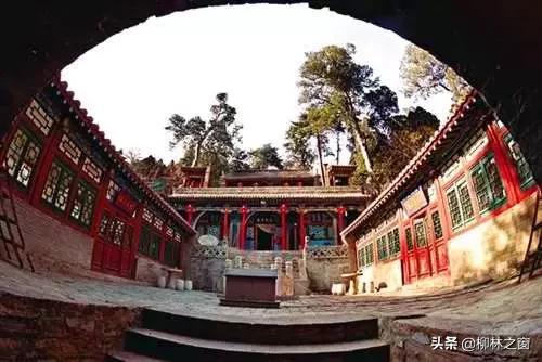 吕梁风景区旅游攻略，山西吕梁推出八条精品旅游线路揽客