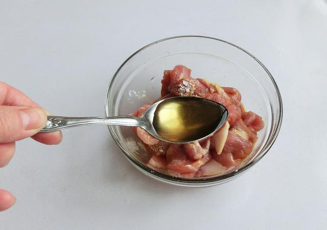 小炒肉怎么炒好吃又嫩，小炒肉怎样炒又嫩又好吃家常