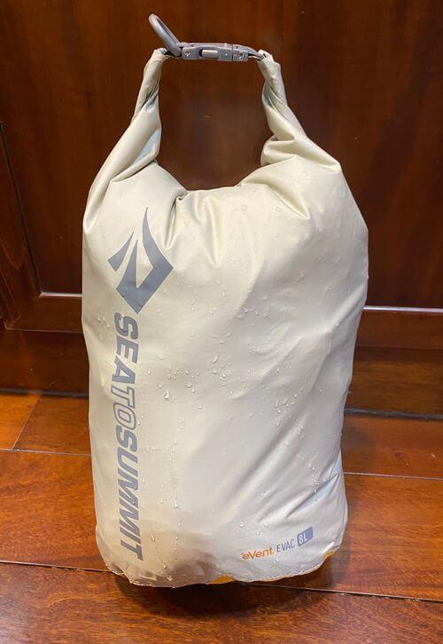 登山装备有哪些，让你从新手变成达人必备的这些登山用品