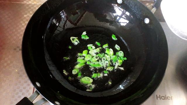 西红柿炒土豆简单做法窍门，西红柿炒土豆