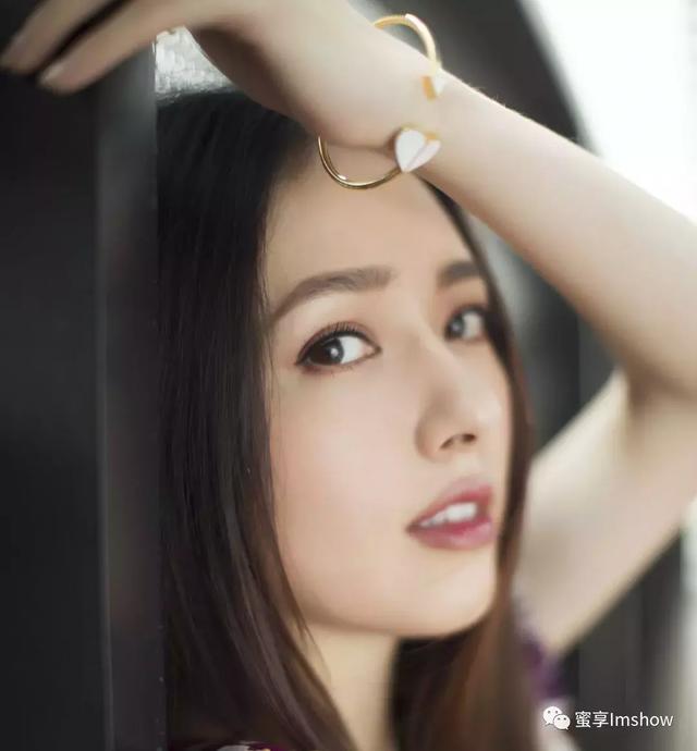 小众轻奢饰品大全，越美丽——IDee倾慕系列闪钻戒指婚礼饰品小众轻奢配饰