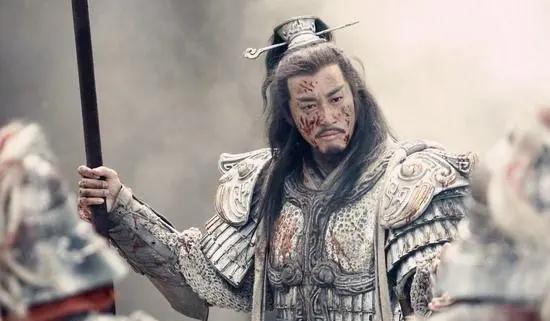 三面楚歌的故事，四面楚歌的故事