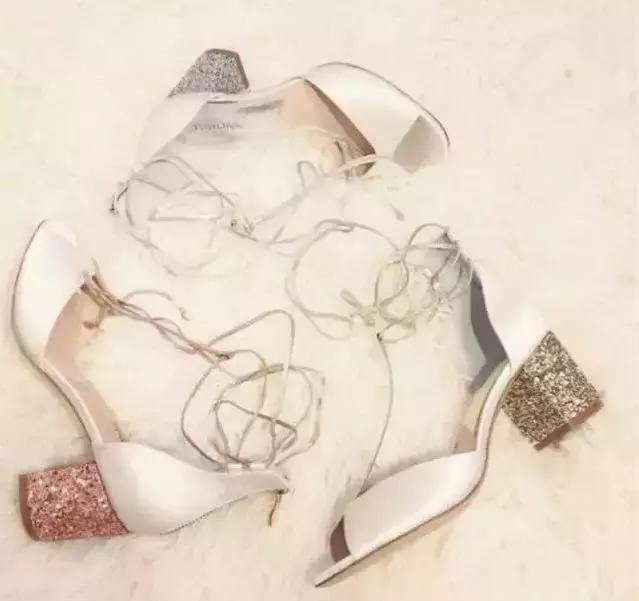 女婚鞋什么牌子好，备婚狂们疯狂加购的婚鞋都在这儿了