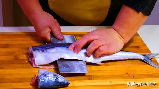 鲅鱼饺子馅怎么做，鲅鱼饺子馅怎样做才嫩（牢记“2放2不放”）