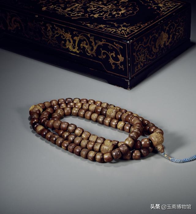 珍贵的绿色佛珠拍卖记录，没想到一串佛珠竟然卖到100万