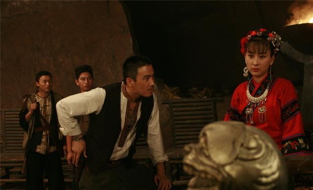 她是湘西女土匪躺在洞里15年，湘西最美女匪首