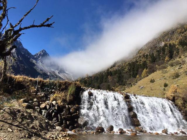 毕棚沟二日游攻略，成都到毕棚沟自驾游全攻略（人均300+真的太美啦）