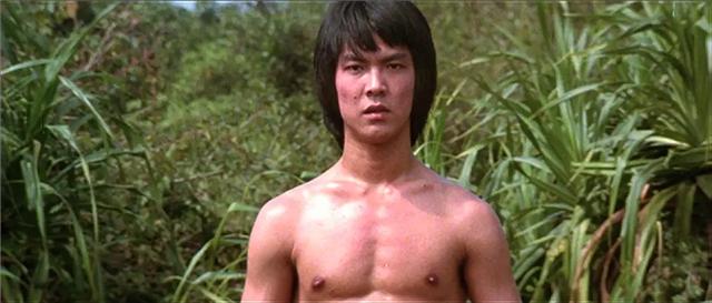 洪金宝跟元彪对打的电影，洪金宝第一次提携元彪当男一号