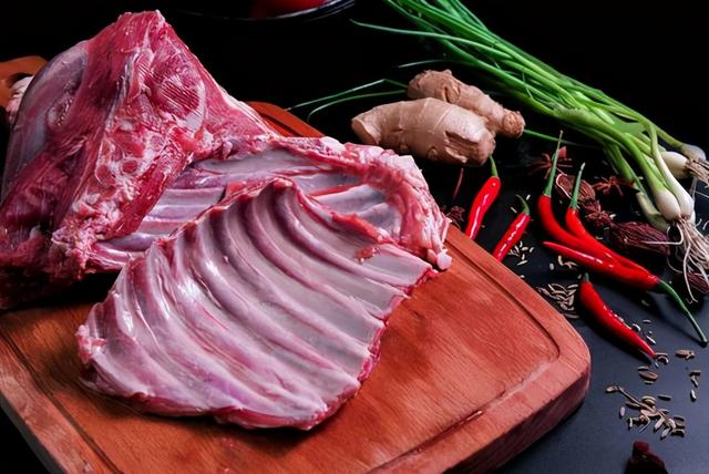 炖羊肉用什么料，炖羊肉必放的四种材料