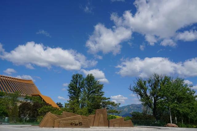 北京必玩景点排名，北京必玩的十个景点排名榜单（北京最值得去的12个景区）