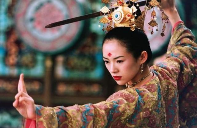 章子怡也在新戏演15岁少女，新剧演被嘲加入丫头教