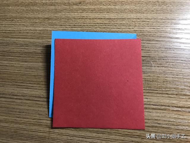 最简单的雨伞折纸方法图解，折纸教程：带爱心的小花伞