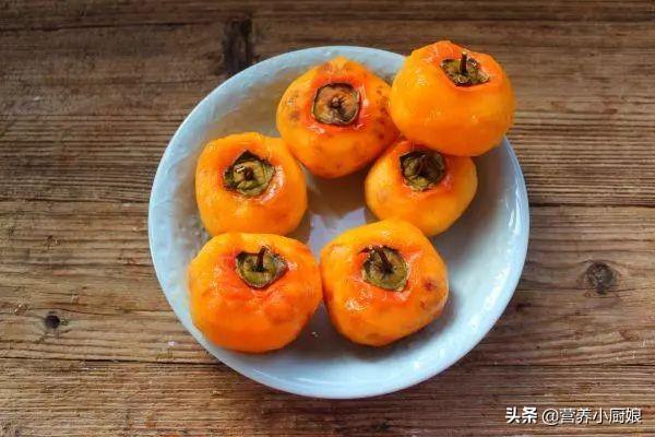 柿饼的制作方法，柿饼怎么制作才好吃（做柿饼原来如此简单）