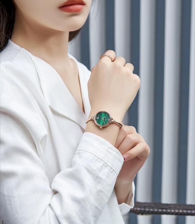 适合女士十款手表，新年精选“10大经典女士腕表”
