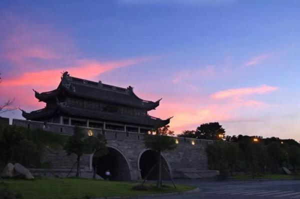 哪吒陈塘关塌下来了，故事的发生地陈塘关在宁波镇海