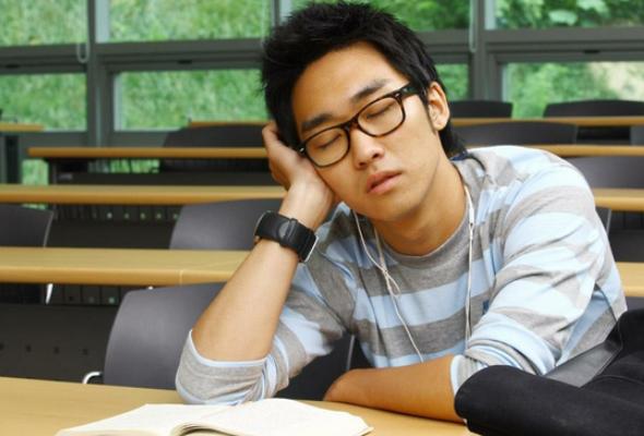 高中是义务教育吗，什么时候高中能纳入义务教育