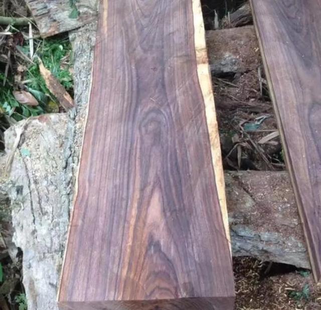 红木大红酸枝价格一般是多少，红木百科