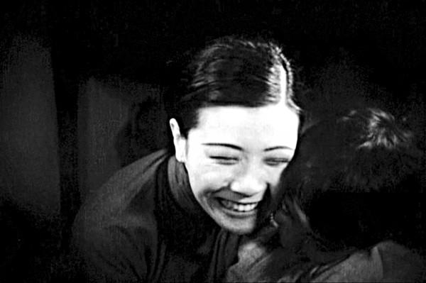 阮玲玉经典电影，深深地被张曼玉的演绎吸进去