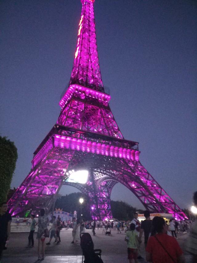 深圳世界之窗晚上有什么看点，最好的风景在门口