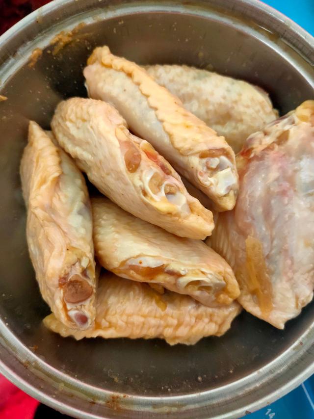 炸鸡翅要炸几分钟，怎么做炸鸡翅才能又脆又香