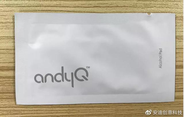 手机保护膜怎么贴，如何给手机贴膜的步骤（你知道的绝对不超过2种）