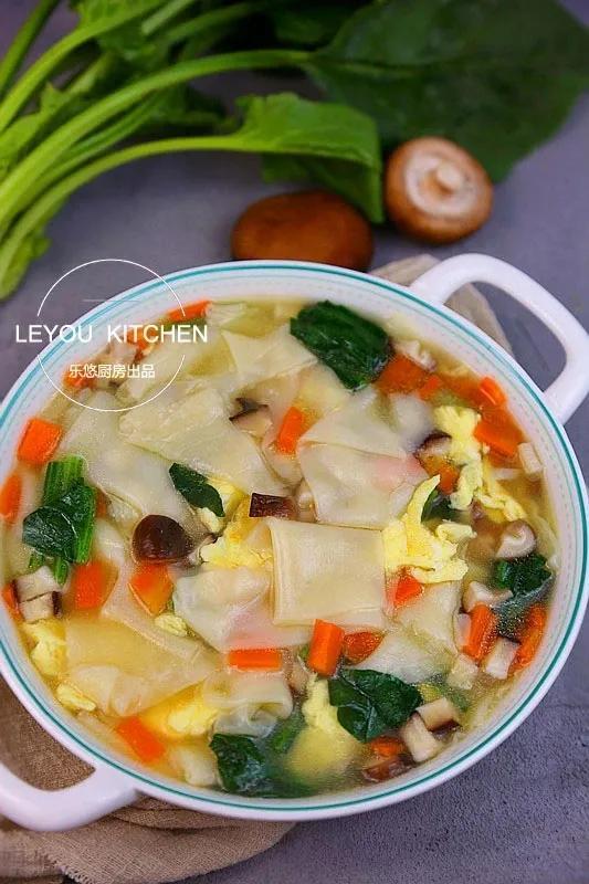 汤面怎么做好吃，9种非常好吃简单的汤面做法（简单又好吃的三种汤面做法）