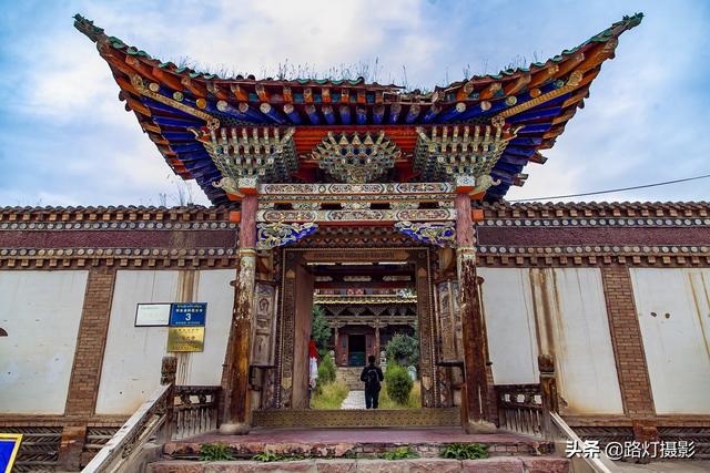 去青海湖哪个景点看油菜花最美好，青海最美的5处小众旅行地