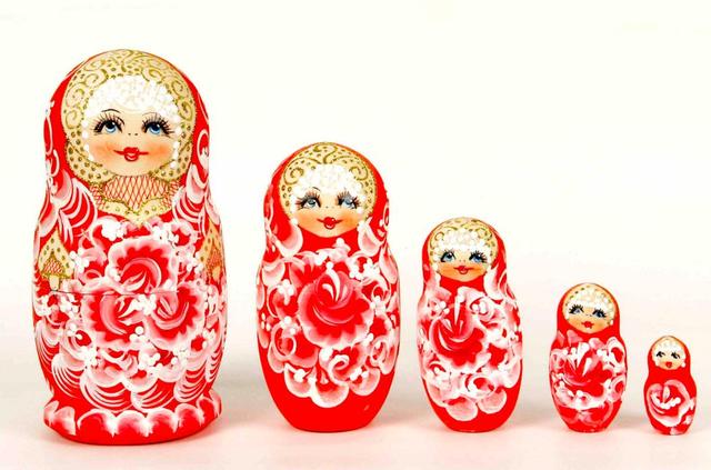 世界上最小陨石坑直径，俄一陨石坑钻石储量全球够用3000年