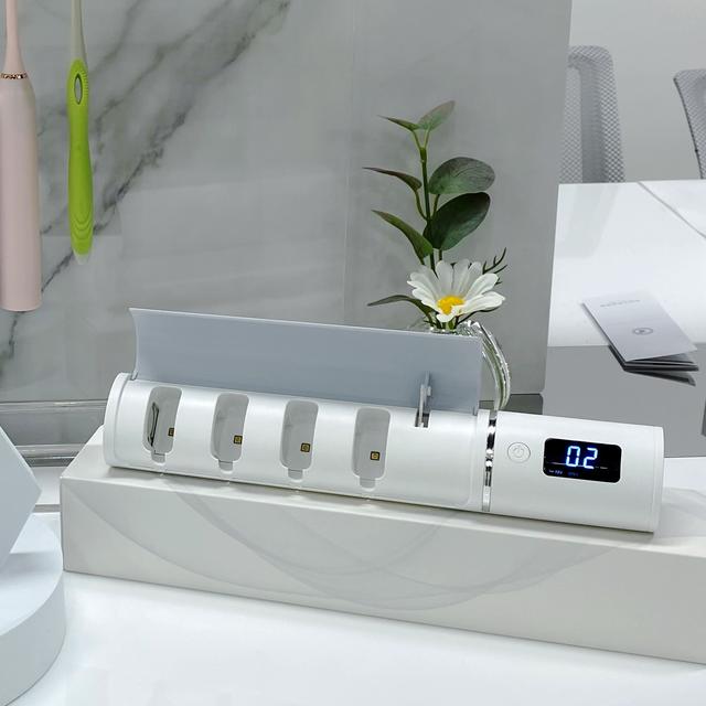 新款牙刷消毒器，牙刷的消毒柜