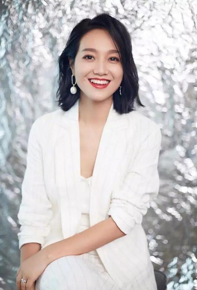朱丹现在的生活怎么样，前两胎生养艰辛周一围常缺席
