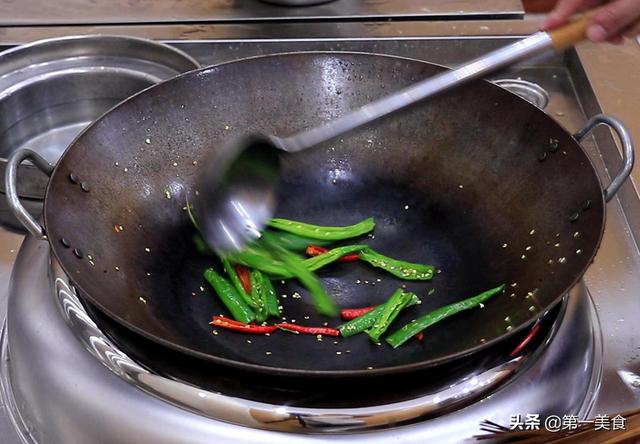 麻鸡怎么做好吃，正宗椒麻鸡的做法与配料