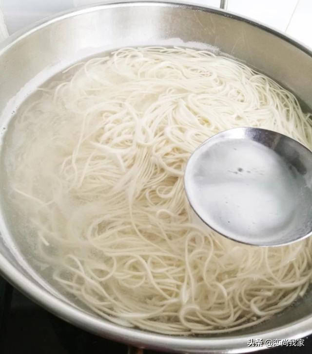 最好吃的秘制凉面做法，凉皮、凉面的秘制配方分享
