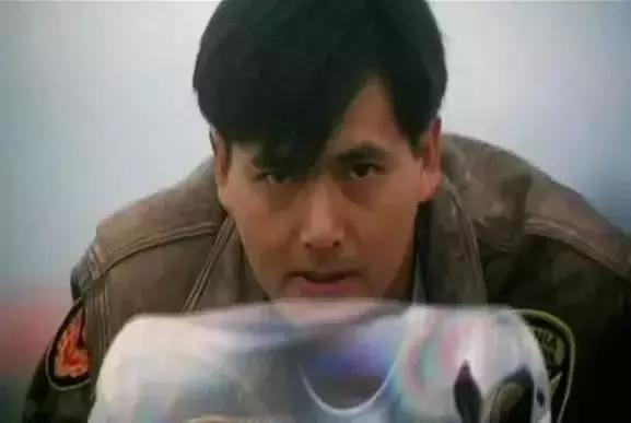 恋曲1990歌词，恋曲1990讲的什么故事