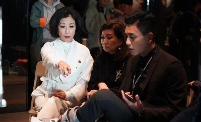 香港tvb男配角全名单，历届TVB万千星辉颁奖典礼—最佳男配角