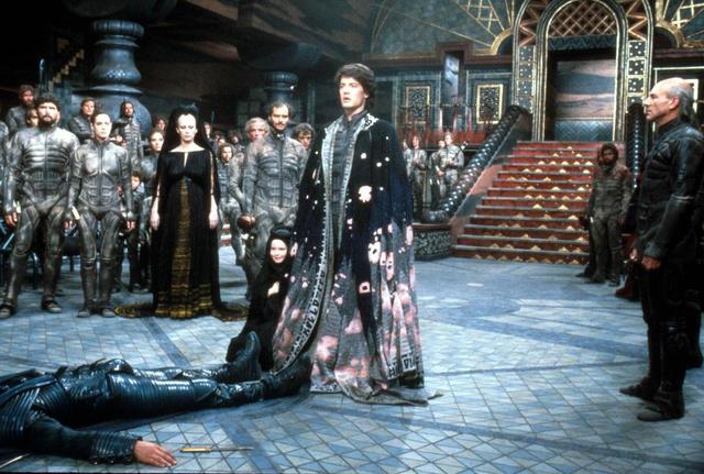 深度解析沙丘结局，《沙丘》热门疑难问题大解析