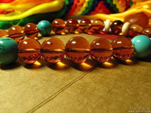 蜜蜡和琥珀的区别，蜜蜡和琥珀最简单的区别