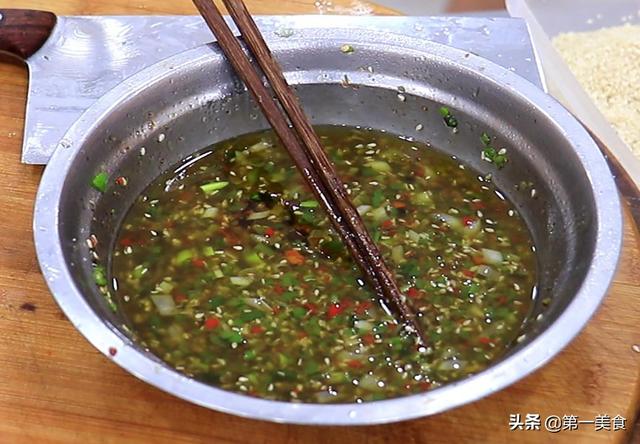 麻鸡怎么做好吃，正宗椒麻鸡的做法与配料
