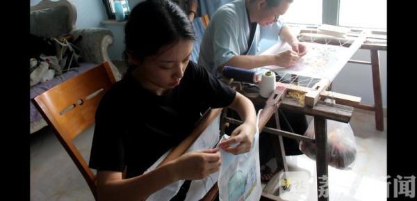 穿成甜宠文学霸女配，炮灰女配逆袭成学霸