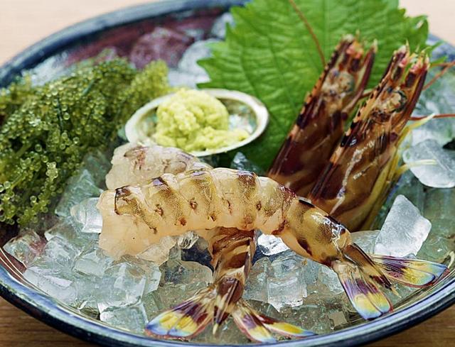 日式料理虾刺身，日本有名的刺身，你喜欢哪一个