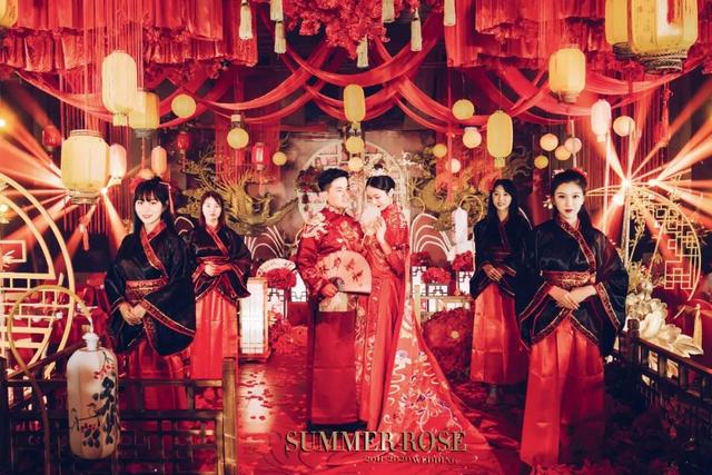 传统绝美的中式婚礼，网友：这是中国人独有的浪漫