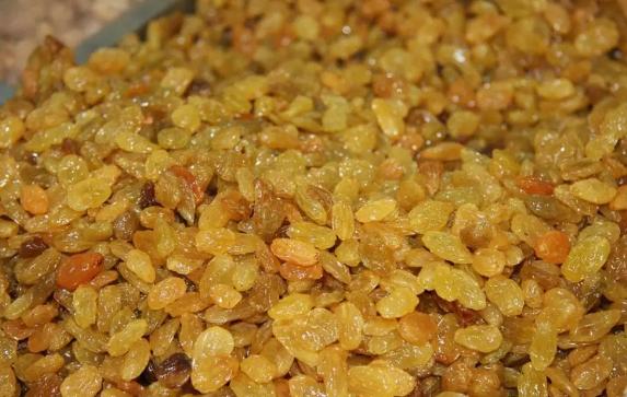 葡萄干的正确吃法，葡萄干正确的吃法（教你正确吃法，涨知识了）