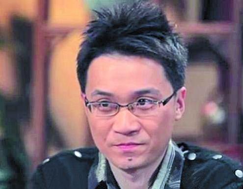 蔡明的丈夫是谁，蔡明和丈夫结婚了吗（演员蔡明：24岁嫁丁秋星）
